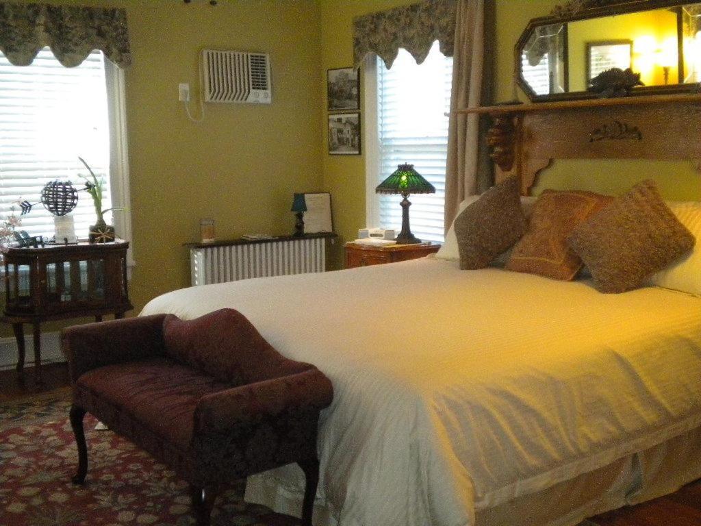 The Stirling House Waterfront Inn Greenport Quarto foto