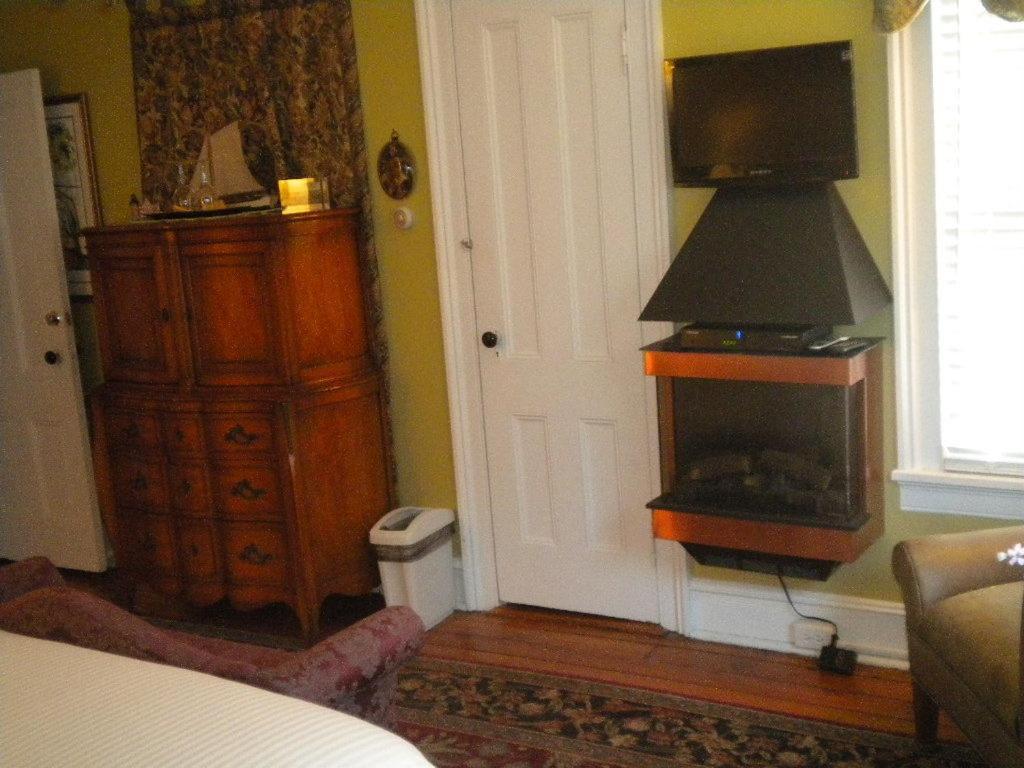 The Stirling House Waterfront Inn Greenport Quarto foto