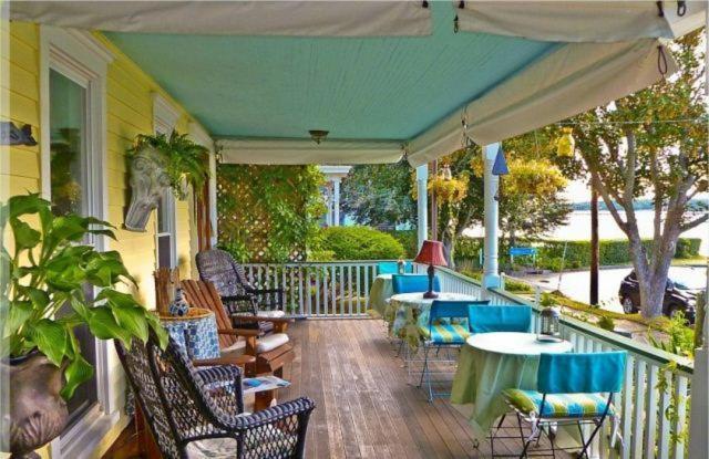 The Stirling House Waterfront Inn Greenport Exterior foto