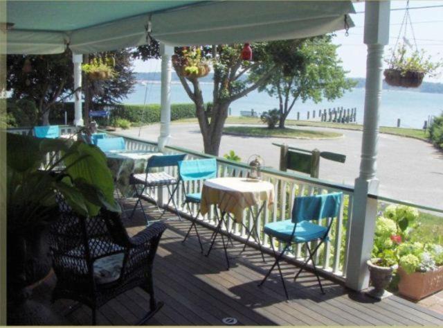 The Stirling House Waterfront Inn Greenport Exterior foto