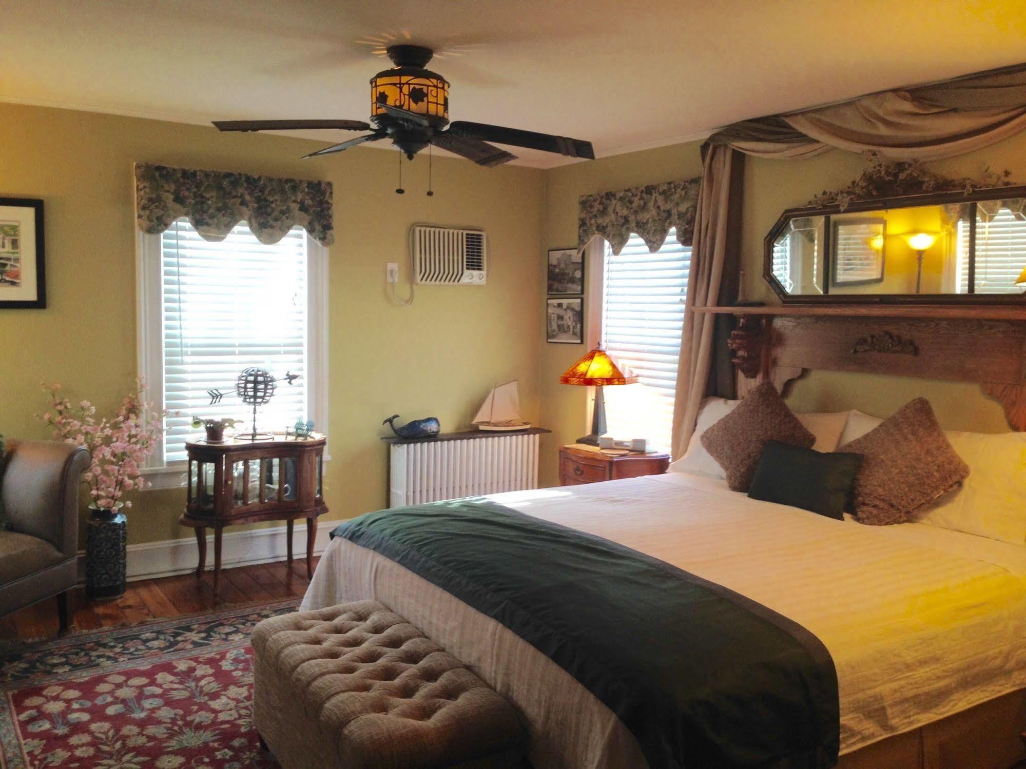 The Stirling House Waterfront Inn Greenport Exterior foto