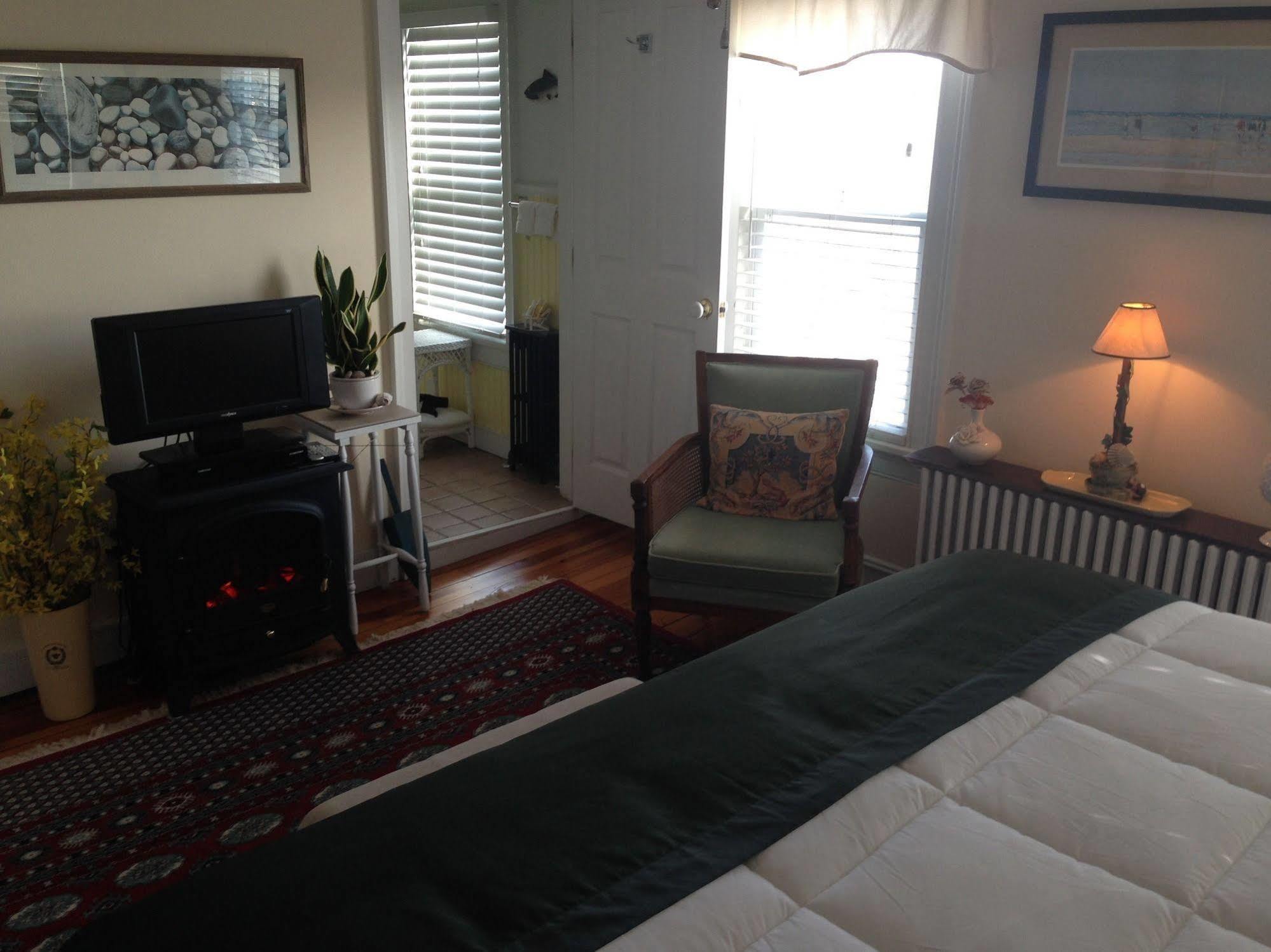 The Stirling House Waterfront Inn Greenport Exterior foto