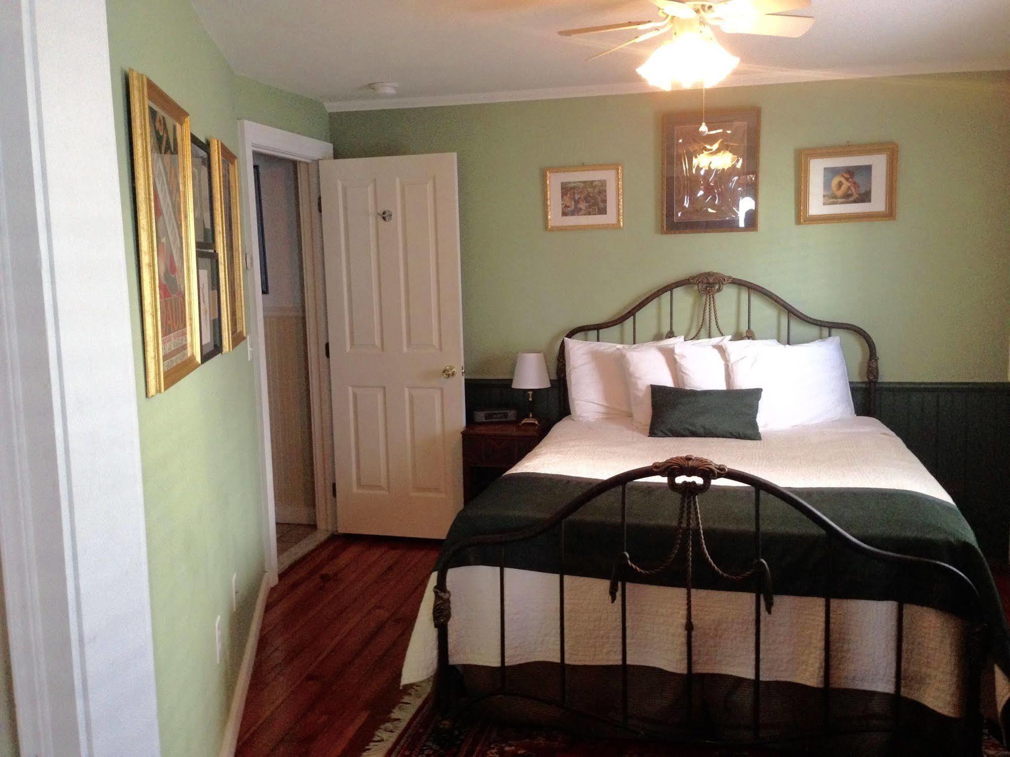 The Stirling House Waterfront Inn Greenport Exterior foto
